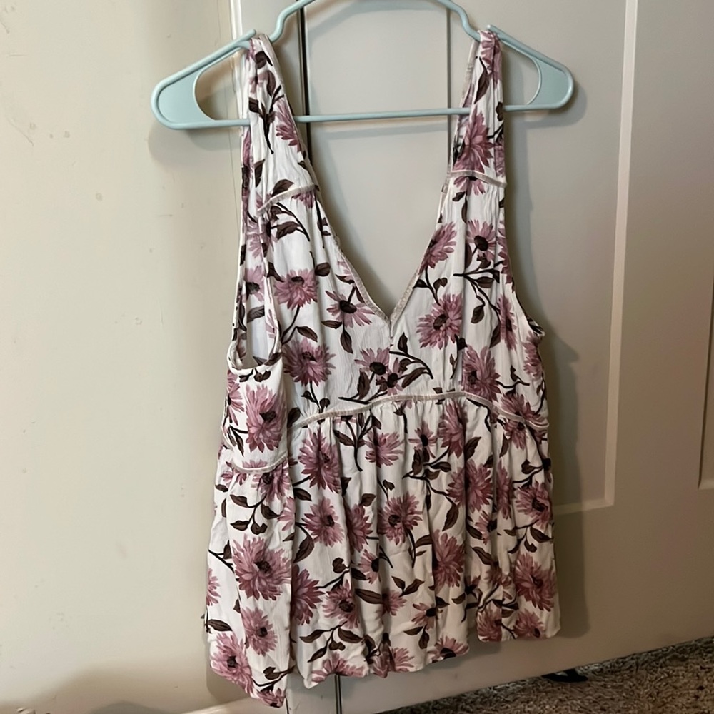 Flower top - Picture 1 of 1
